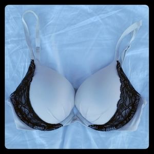 Victoria's Secret Plunge Bra